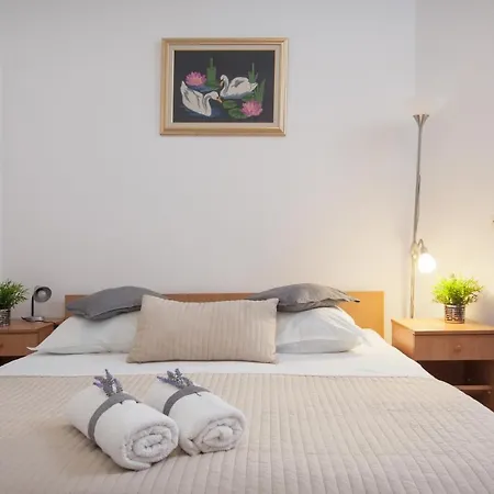 Center Kuzmanic Apartamento Makarska