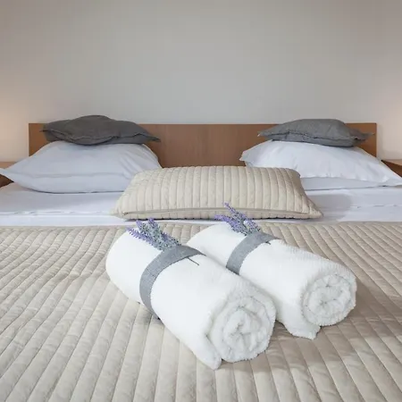 Center Kuzmanic Apartment Makarska