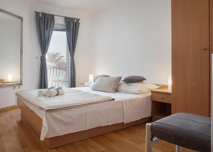 Center Kuzmanic Макарска